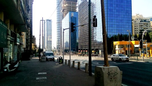 Jabotinsky-street-twin-towers-october-17-2015