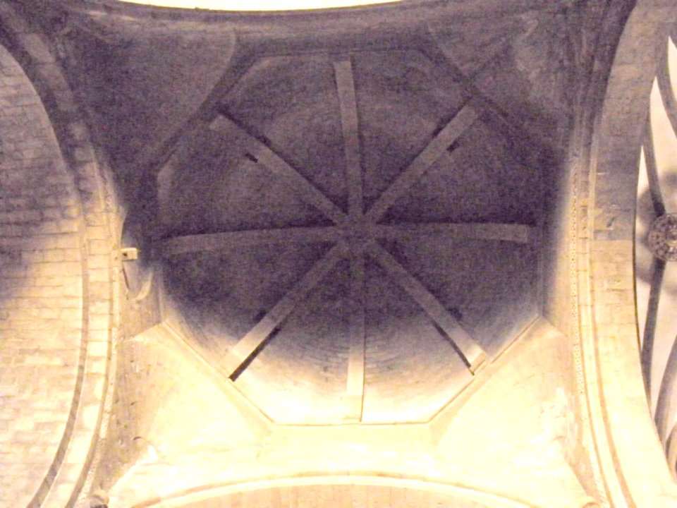 Jaca - Catedral, crucero 1