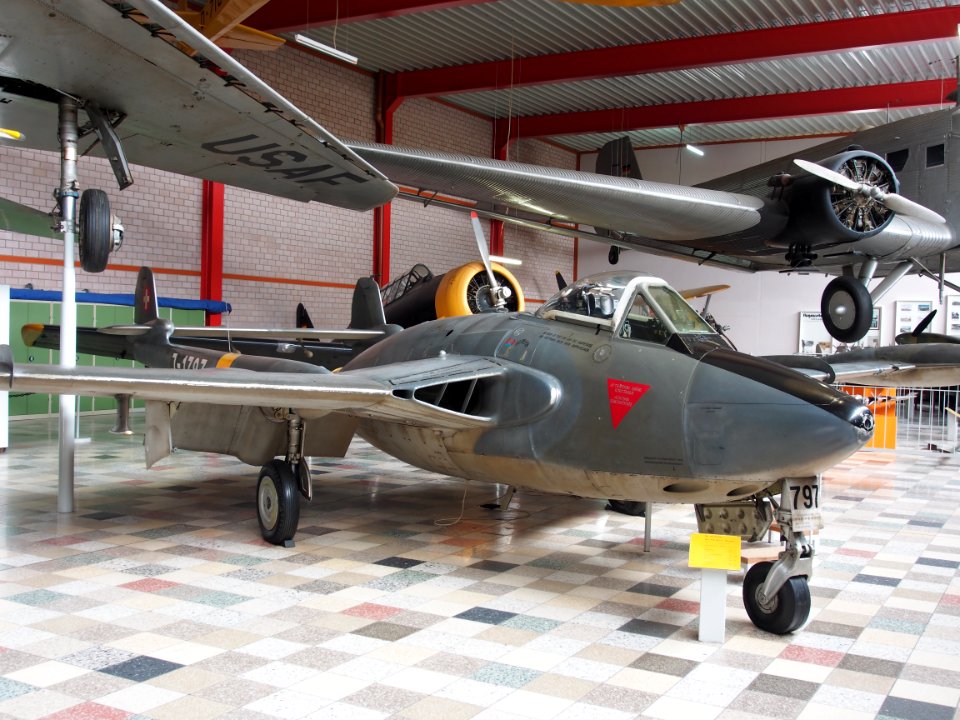 J-1797, 1956 De Havilland DH-112 Mk4 Venom at Flugausstellung Hermeskeil, pic4