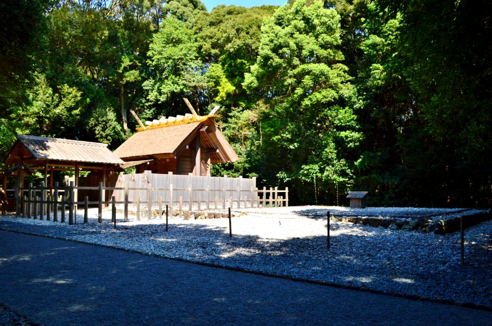 Izawa-no-miya, keidai