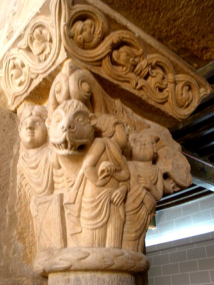 Jaca - Catedral, sala capitular y Museo Diocesano 07