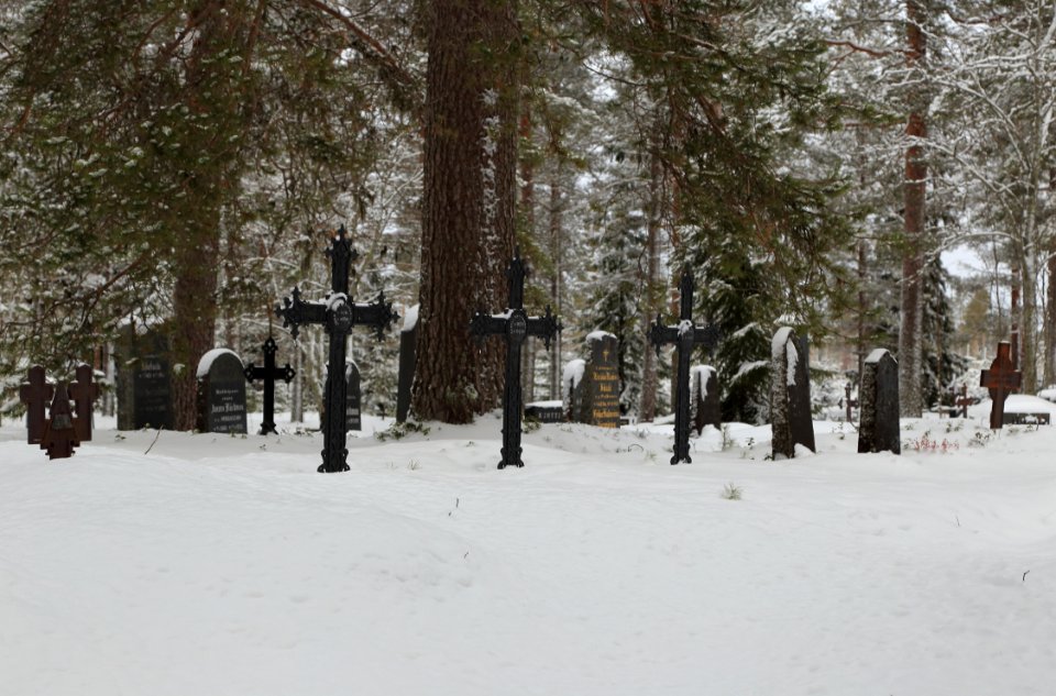 Jääli Cemetery Oulu 20160206
