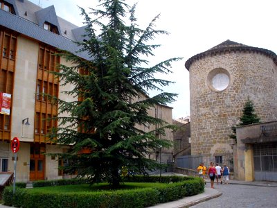 Jaca - Plaza Biscós 2