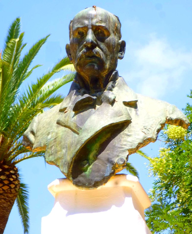 Játiva - Monumento a José Espejo 2