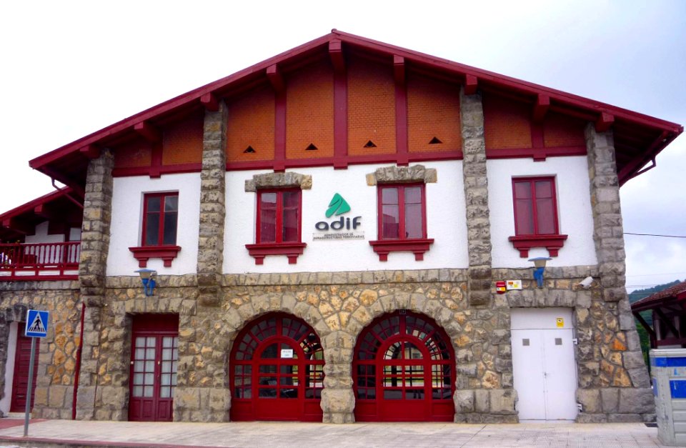 Izarra (Urkabustaiz) - Estación de Adif 1
