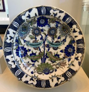Iznik-style dish, probably Isfahan, Iran, c1897