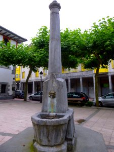 Irura - Fuente 07