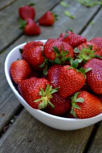 Food healthy strawberry photo