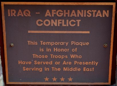 Iraq-Afghanistan Conflict Memorial (temporary) - Sturbridge Honor Roll - Sturbridge, Massachusetts - DSC05973