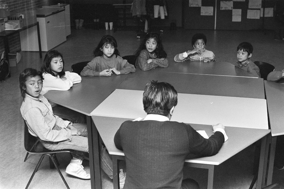 Islamitisch godsdienstonderwijs op drie openbare scholen Ridderkerk Molukse mos, Bestanddeelnr 933-2035