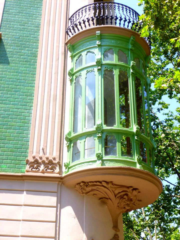 Játiva - Edifici Botella 3
