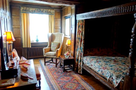 Ireton Bedroom - Packwood House - Warwickshire, England - DSC08924