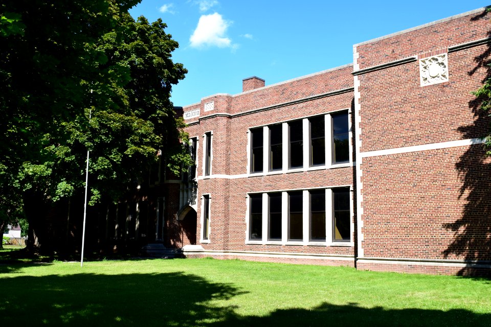 Irwin School, De Pere, WI