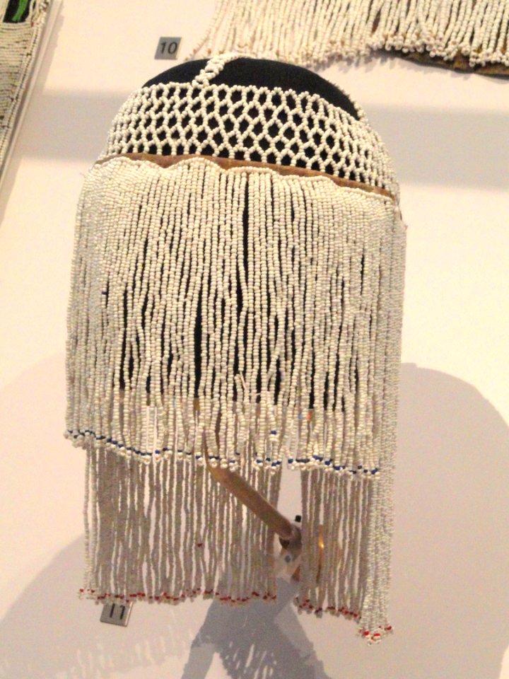 Isiyaya bridal veil, Ndebele, South Africa, 20th century - Royal Ontario Museum - DSC09564
