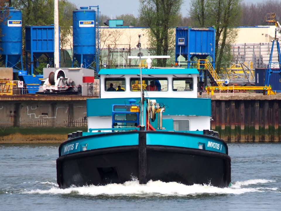 Invotis V - ENI 02331573, Welplaathaven, Port of Rotterdam, pic1