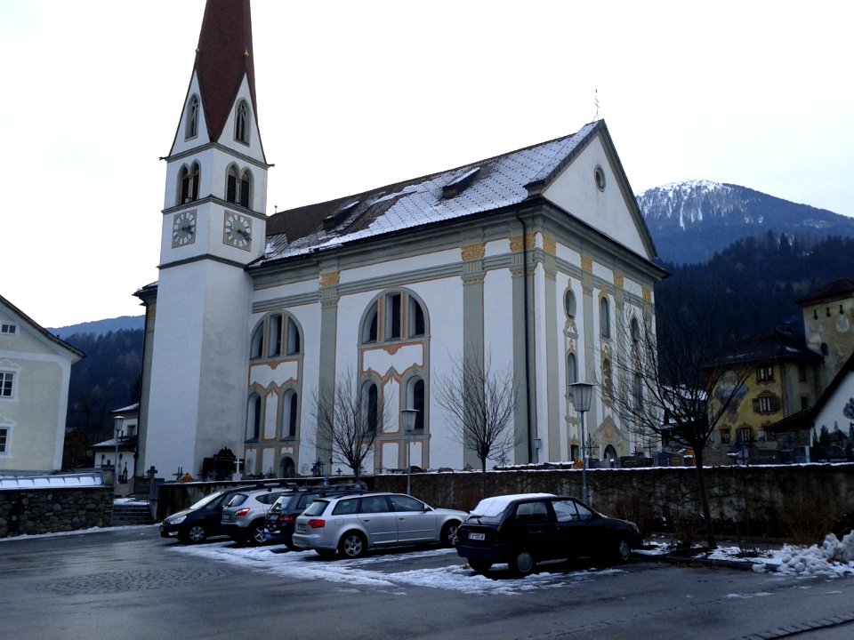 Inzing-KathPfarrkirche-HlPetrus