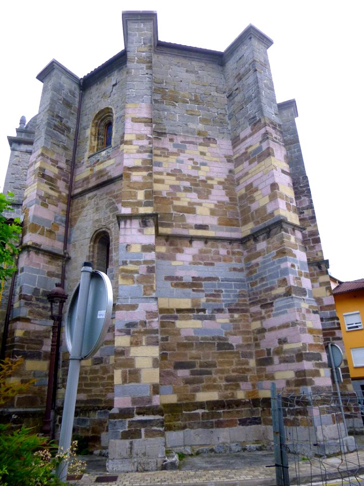 Irura - Iglesia de San Miguel Arcángel 8
