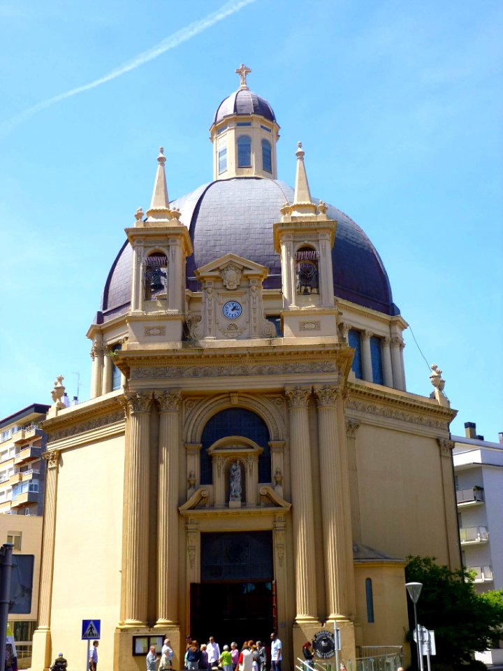 Irun - Iglesia de San Gabriel y Santa Gema 12