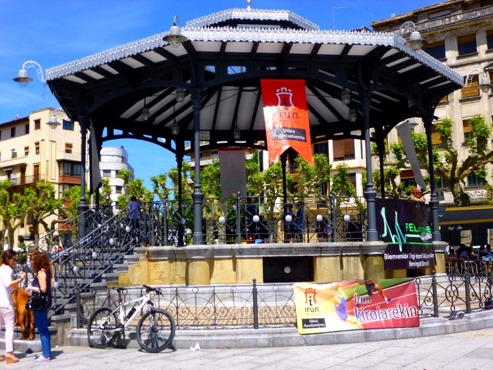 Irún - Plaza Zabaltza 5