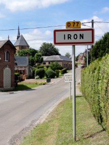 Iron (Aisne) city limit sign