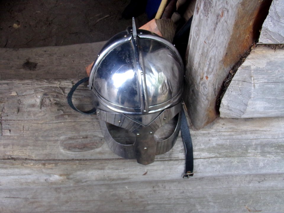 Iron Age combat helmet replica