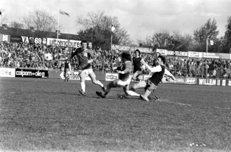 Inzet Piet van de Berg (Haarlem), Rinus Israël (Excelsior) komt te laat, Bestanddeelnr 927-9115