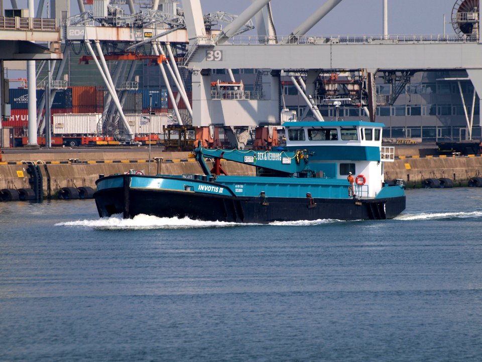 Invotis III, ENI 02329951 at Port of Rotterdam 05April2009