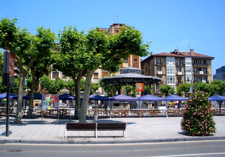 Irún - Plaza Zabaltza 1