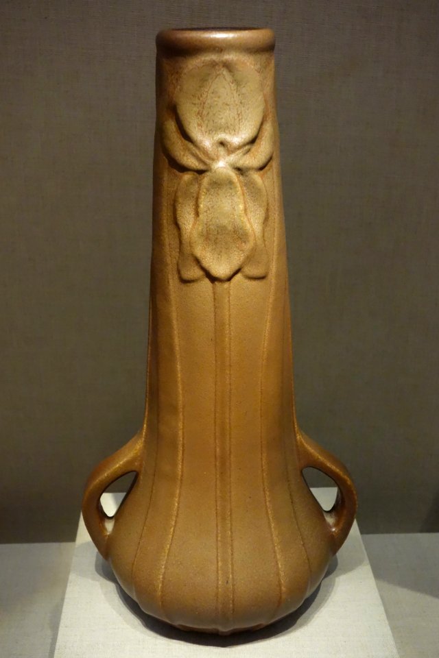 Iris vase by Artus Van Briggle, Van Briggle Pottery, Colorado Springs, Colorado, c. 1903, glazed earthenware - De Young Museum - DSC00749