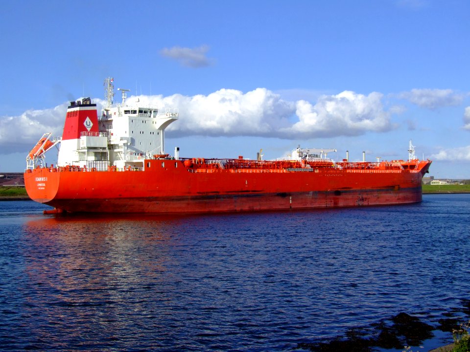 Ioannis I p5 near locks of IJmuiden, Port of Amsterdam, Holland 28-Aug-2007