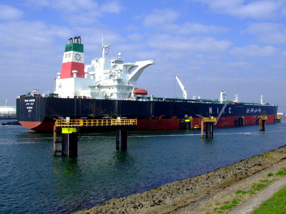 Iran Harsin p4 docked at the Caland canal, Port of Rotterdam, Holland 18-May-2007
