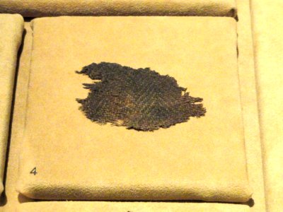 Iron age fabric, broken twill - National Museum of Finland - DSC04194