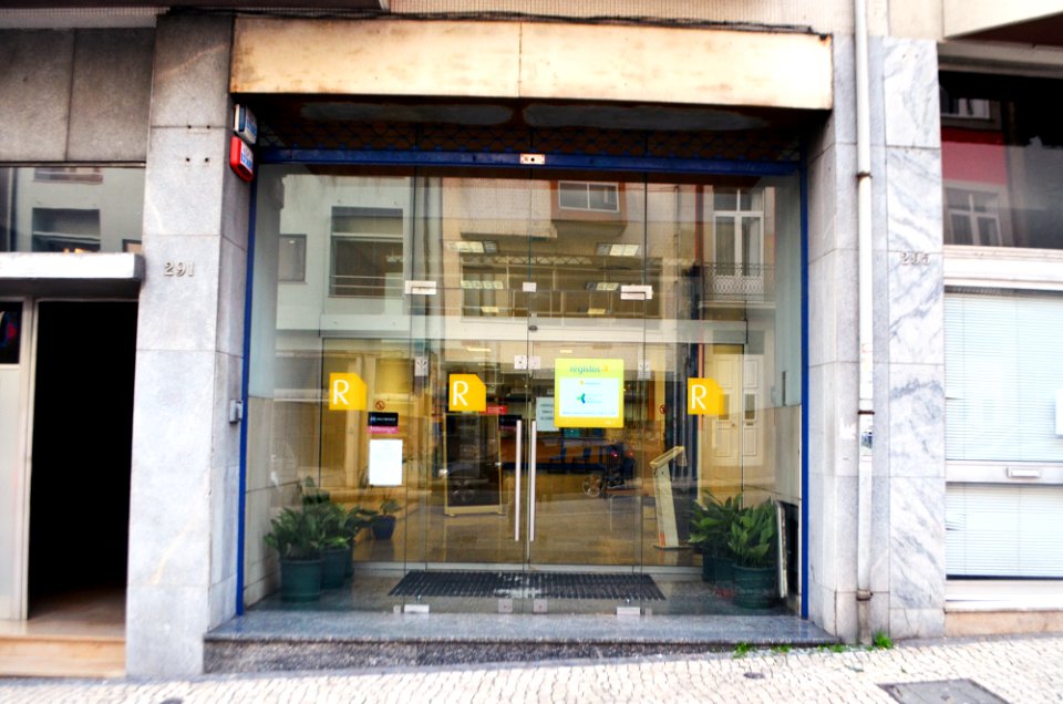 IRN Porto civil registry February 2018