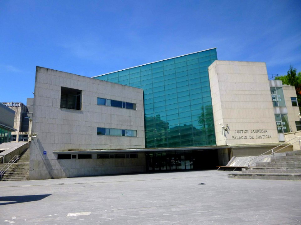 Irún - Justizi Jauregia (Palacio de Justicia) 2