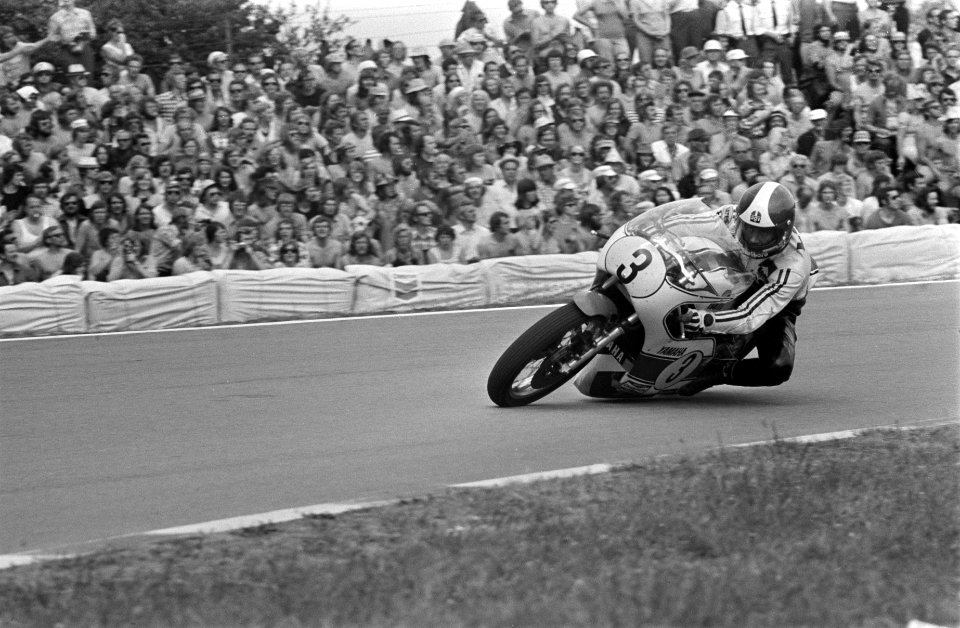 Italiaan Agostini in actie (winnaar 500cc), Bestanddeelnr 927-2901