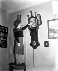 Irma Schuhmacher-Heijting verzet de klok, Bestanddeelnr 904-9585