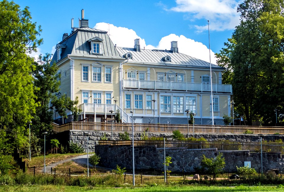 Ispoisten kartano