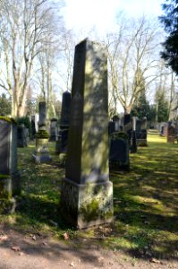 Israelitischer Friedhof (Frankfurt-Nordend), Grab Albert Linel