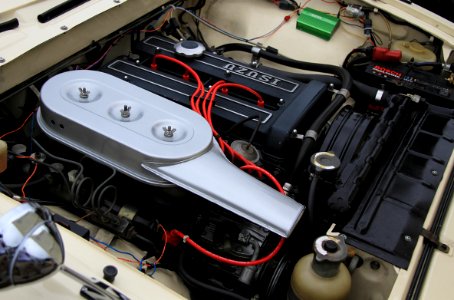 Isuzu G161W