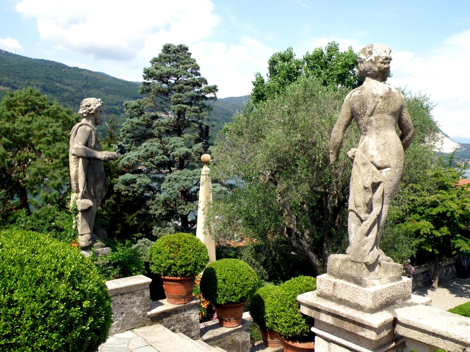 Isola Bella Statues 9