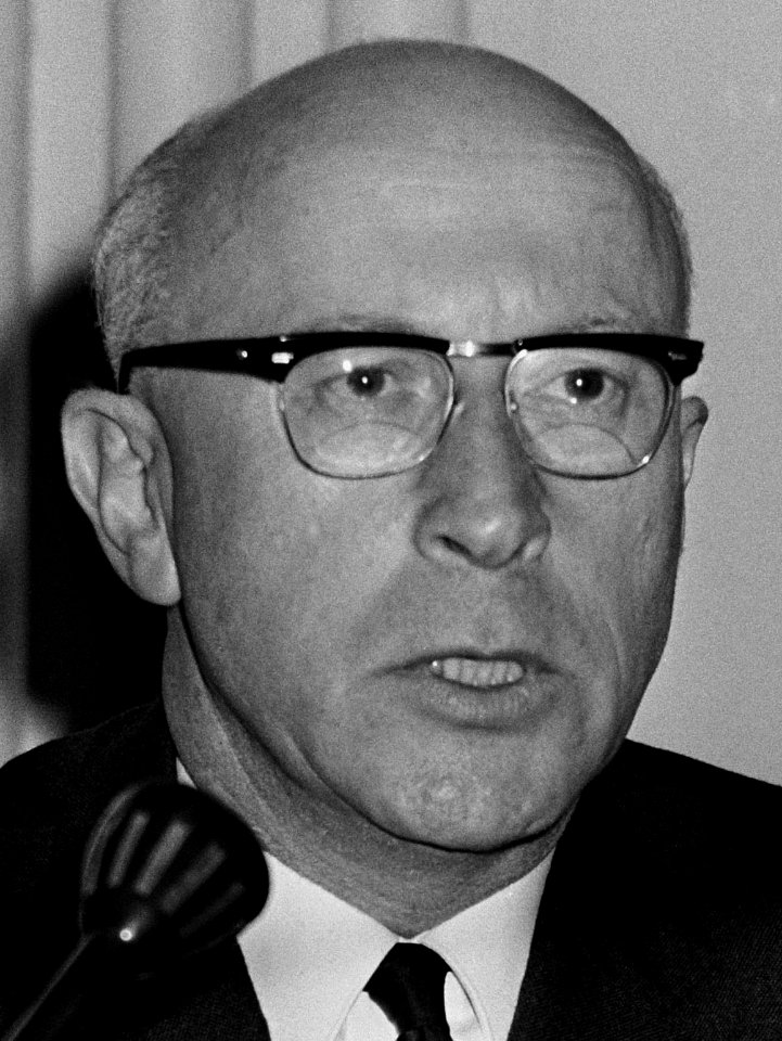 Ivo Samkalden 1966 (1)