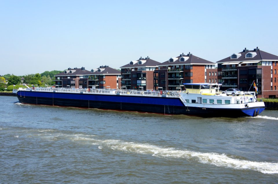 Istoromi - ENI 02326769, Amsterdam-Rijn kanaal, pic2