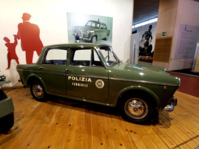 Italian police car, FIAT , polizia 29874 of the Polizia Femminile photo-2