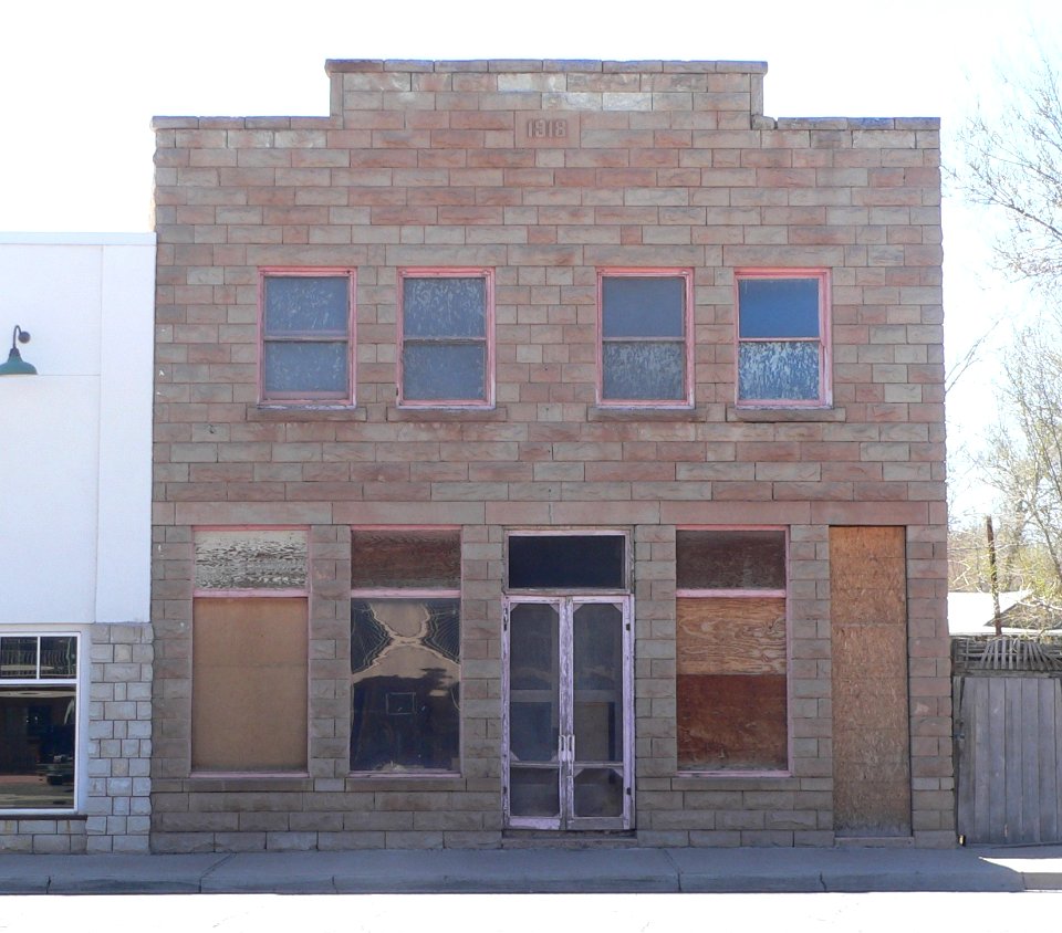 Isaacson building from N 1