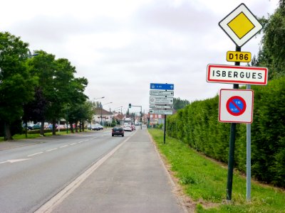 Isbergues (Pas-de-Calais) city limit sign
