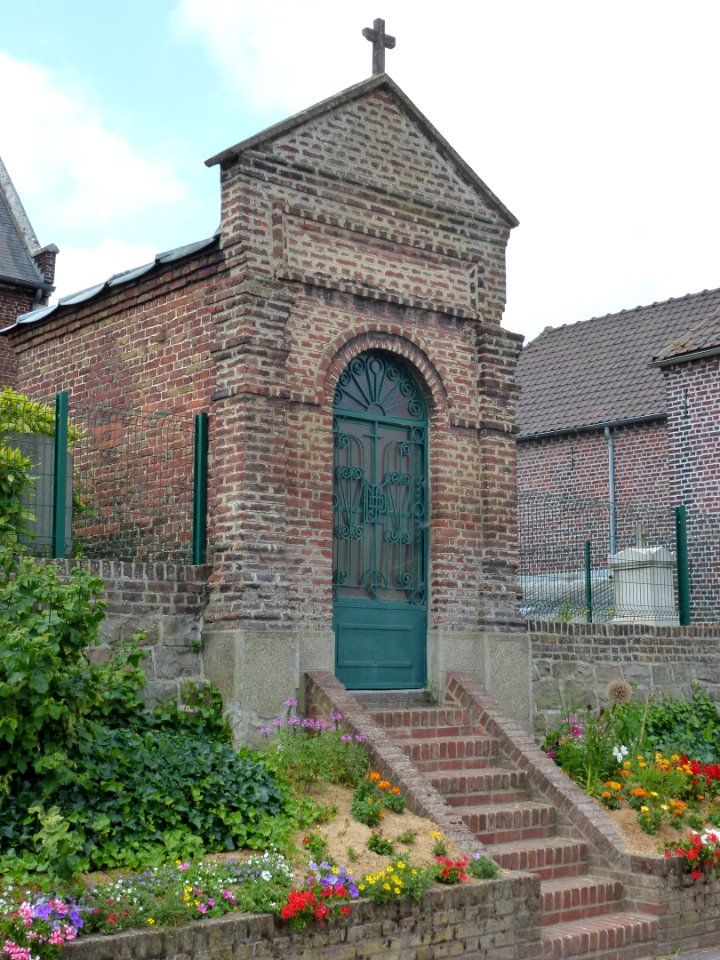 Isbergues Berguette (Pas-de-Calais) chapelle, rue des Écoles
