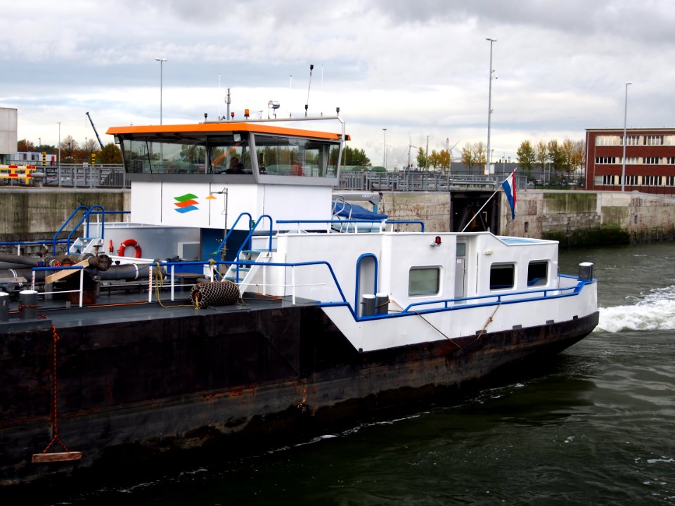Isabella (ship, 2008), ENI 02330132, Port of Antwerp pic4