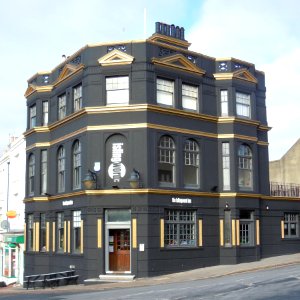 Islingword Inn, Queen's Park Road, Queen's Park, Brighton (January 2015) (2)