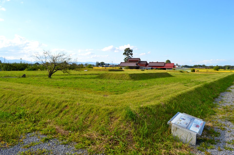 Isawa Castle-2