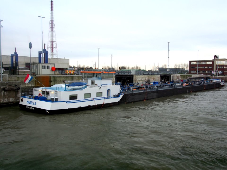 Isabella (ship, 2008), ENI 02330132, Port of Antwerp pic7